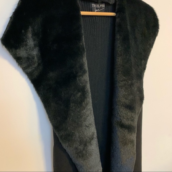Black Vest Twelfth love sweater vest - Picture 6 of 9